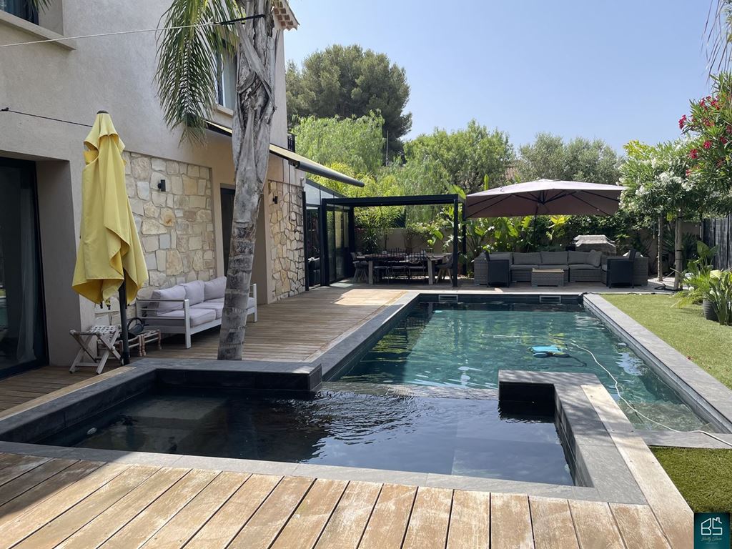 Maison SANARY-SUR-MER (83110) Agence BAILLY SIMON