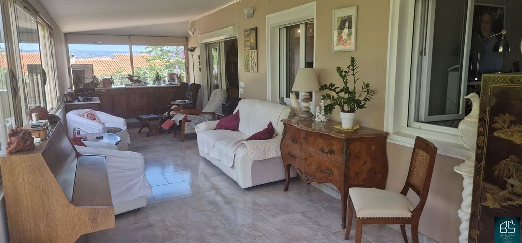 Maison LE BRUSC (83140) Agence BAILLY SIMON