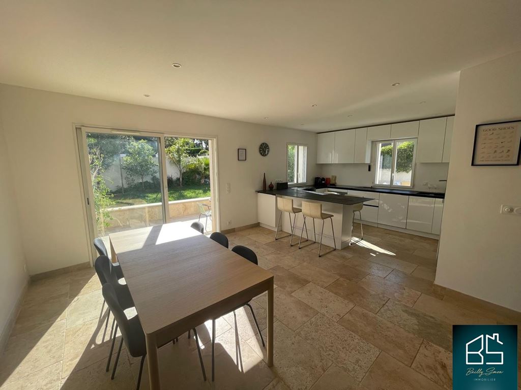 Maison Contemporaine LE BRUSC (83140) Agence BAILLY SIMON