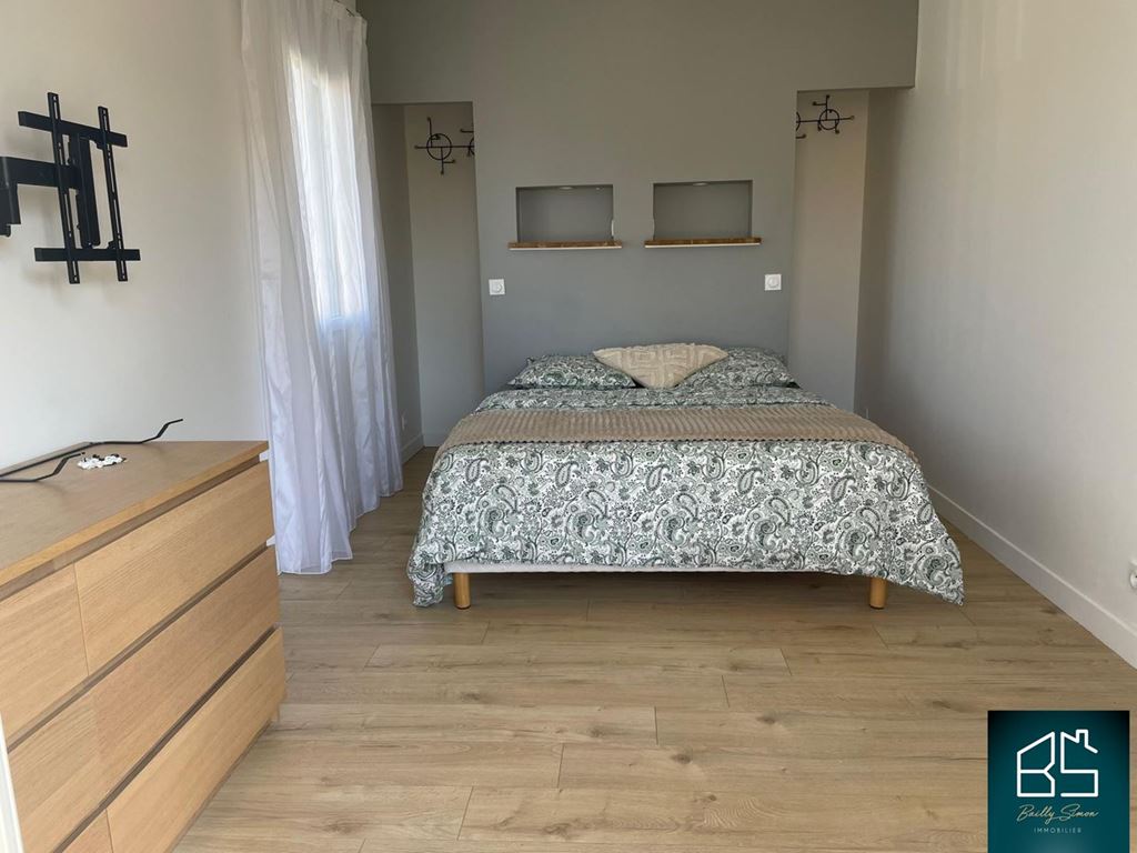 Maison Contemporaine LE BRUSC (83140) Agence BAILLY SIMON