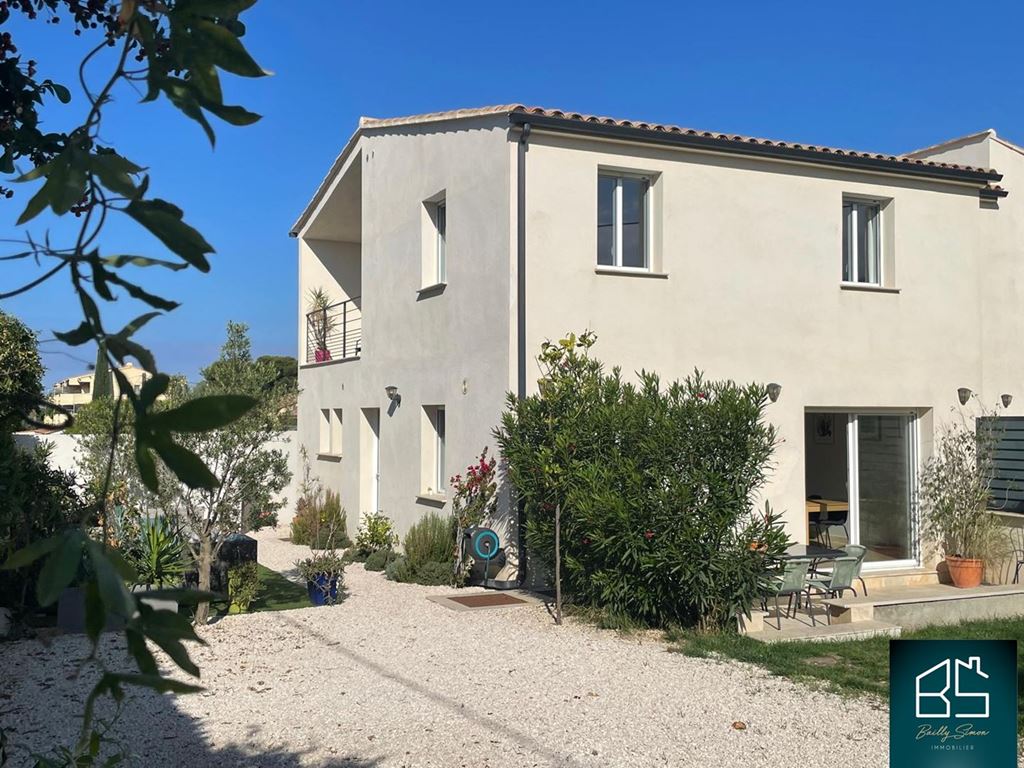 Maison Contemporaine LE BRUSC (83140) Agence BAILLY SIMON