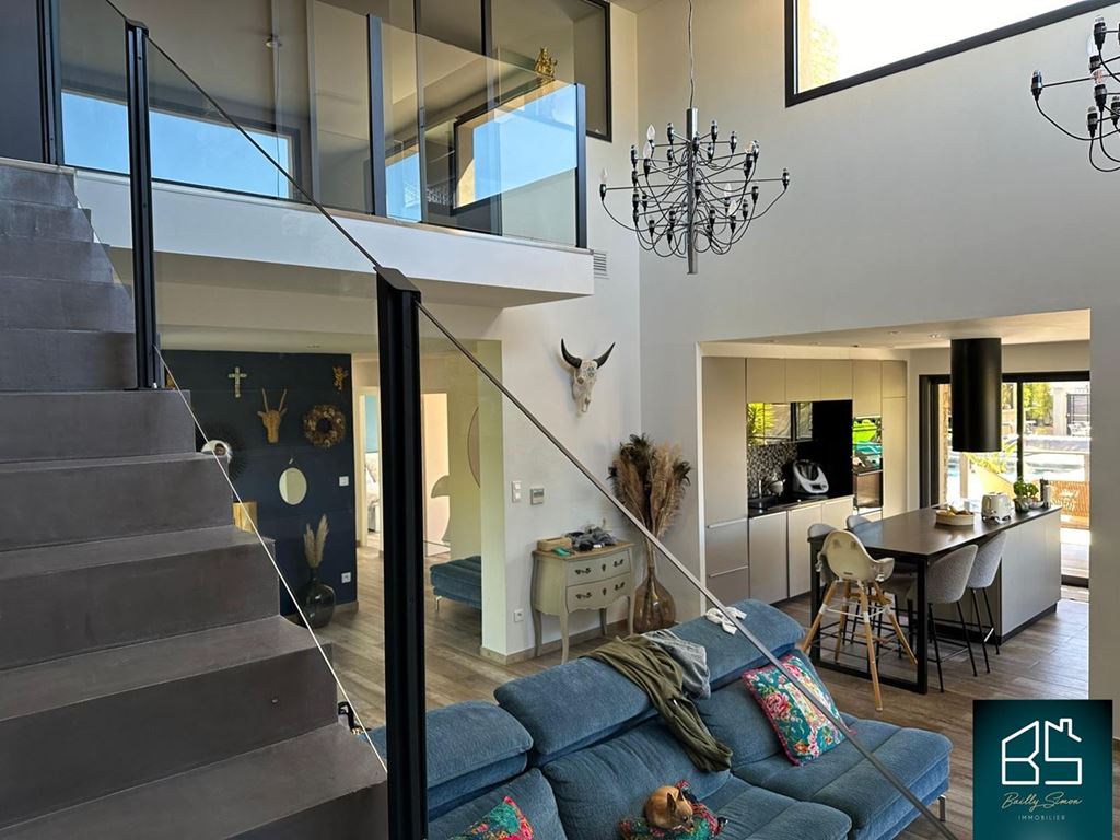 Maison Contemporaine LA SEYNE SUR MER (83500) Agence BAILLY SIMON