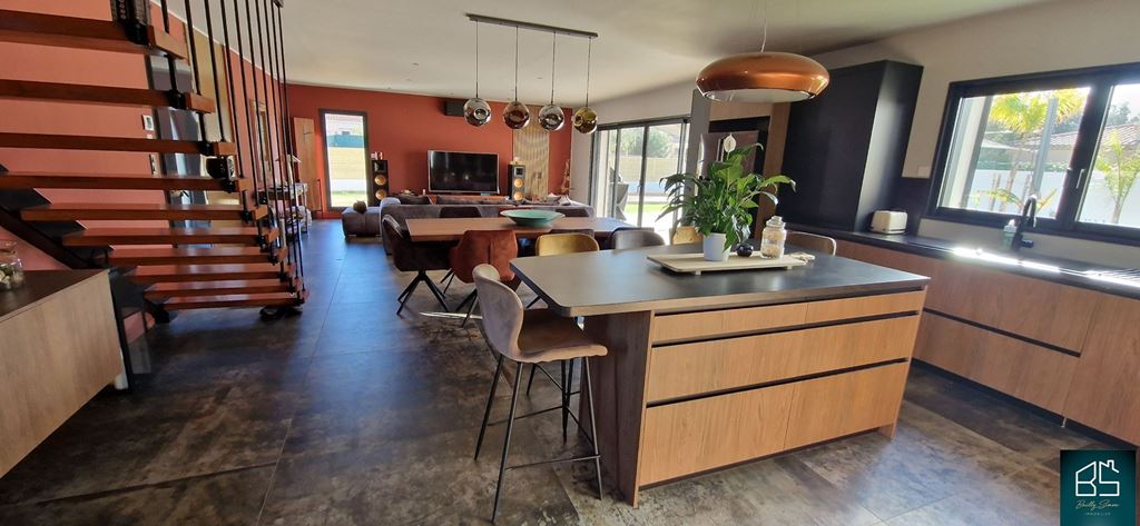 Maison d'architecte SIX FOURS LES PLAGES (83140) Agence BAILLY SIMON