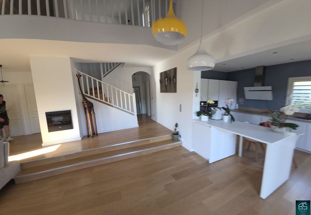 Maison LE BRUSC (83140) Agence BAILLY SIMON